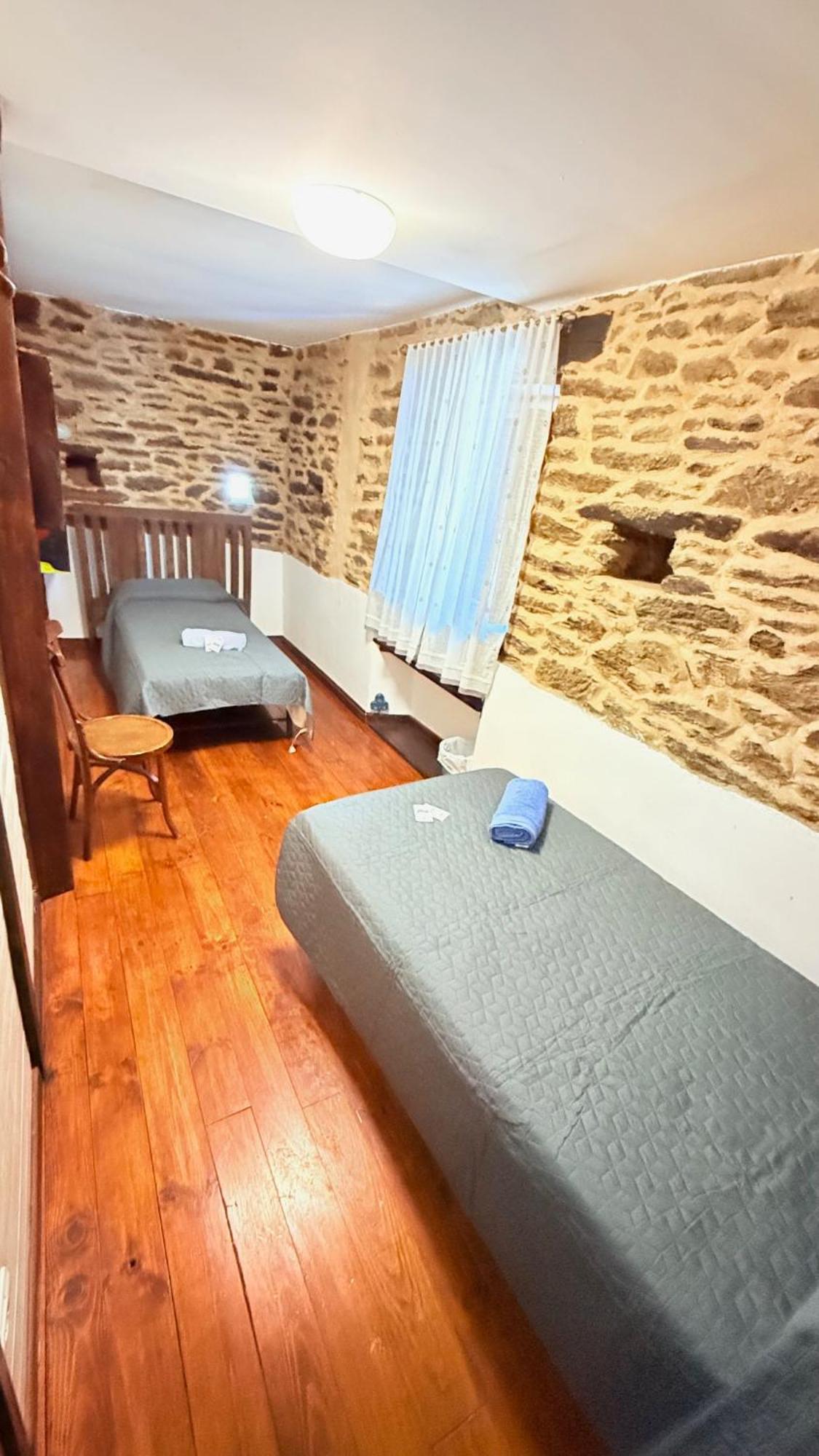 Pension Y Albergue Matias Locanda Саррия Екстериор снимка